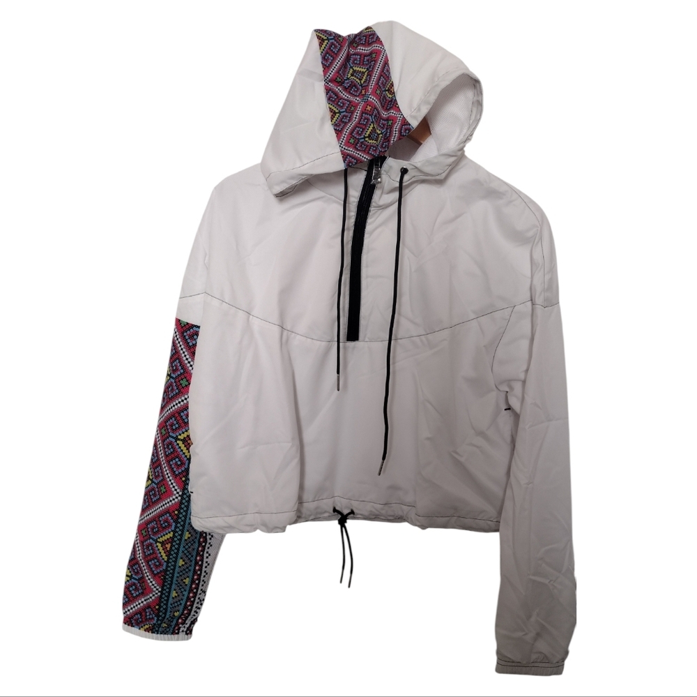 Windbreaker jacket with patterned sleeves